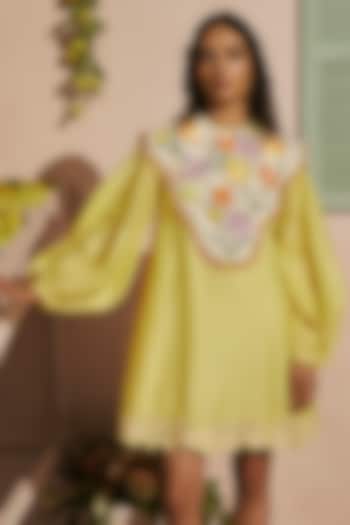 Butter Yellow Chanderi Floral Thread Work Cape Mini Cocktail Dress by Chandrima at Pernia's Pop Up Shop