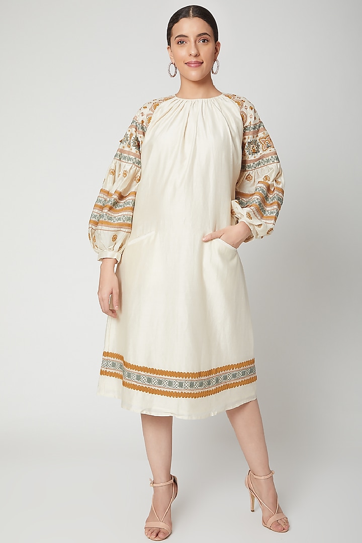 Ivory Embroidered Kurta Dress by Chandrima