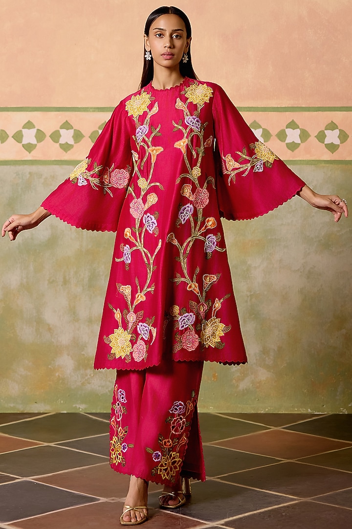 Fuchsia Chanderi Mosaic Thread Work Kurta Set by Chandrima at Pernia's Pop Up Shop