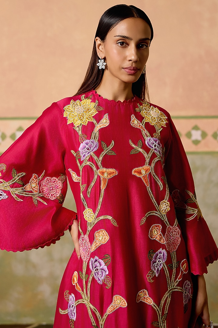 Fuchsia Chanderi Mosaic Thread Work Kurta Set by Chandrima at Pernia's Pop Up Shop