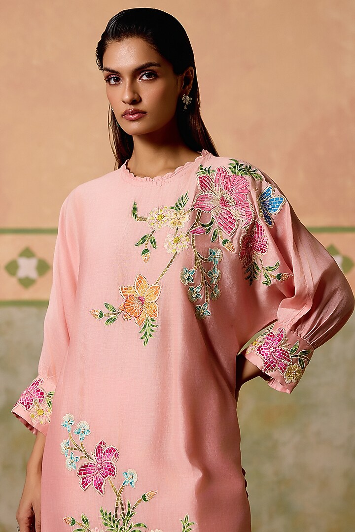 Rose Pink Chanderi Applique Work Kimono Kurta Set by Chandrima at Pernia's Pop Up Shop