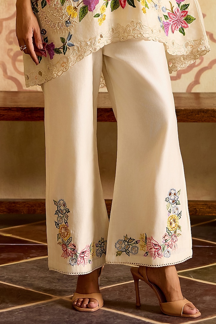 Ivory Chanderi Applique Work Kimono Tunic Set by Chandrima at Pernia's Pop Up Shop