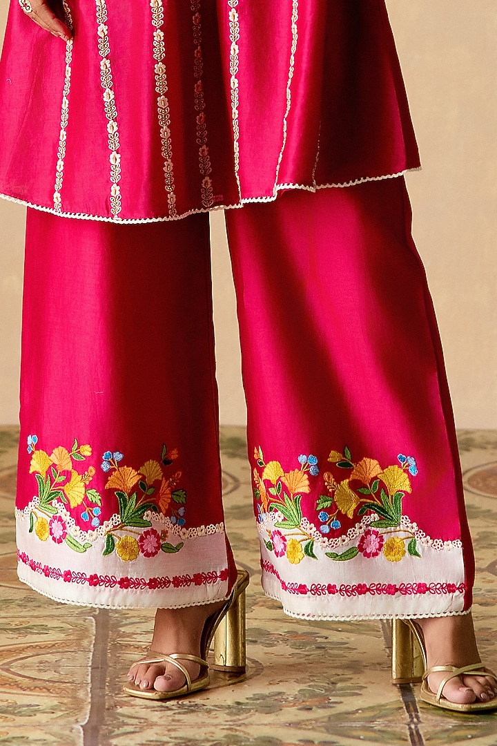 Fuchsia & Ivory Chanderi Thread Work Short Kurta Set by Chandrima at Pernia's Pop Up Shop