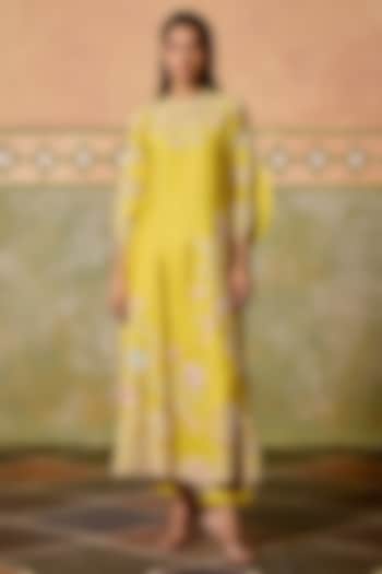 Yellow Chanderi Thread Work Flared Kurta Set by Chandrima at Pernia's Pop Up Shop