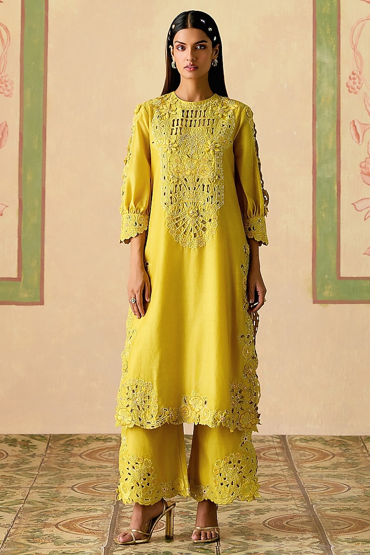 Yellow Chanderi 3D Floral Applique Kurta Set by Chandrima at Pernia's Pop Up Shop