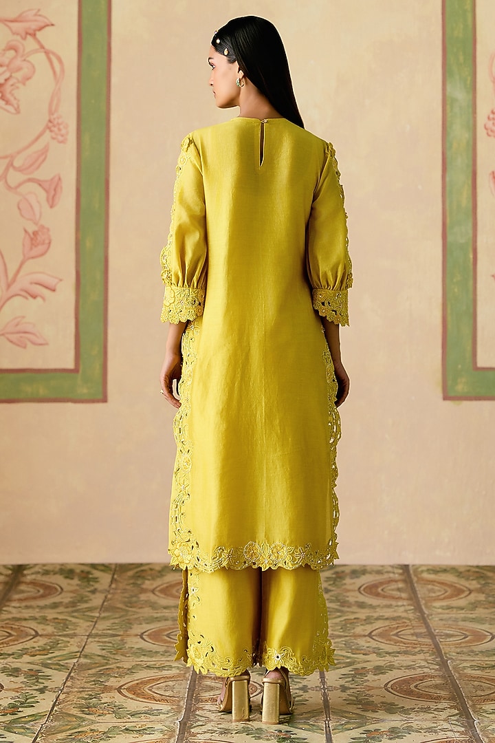 Yellow Chanderi 3D Floral Applique Kurta Set by Chandrima at Pernia's Pop Up Shop
