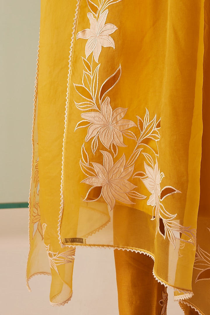 Mustard Silk Organza Embroidered Dupatta by Chandrima at Pernia's Pop Up Shop