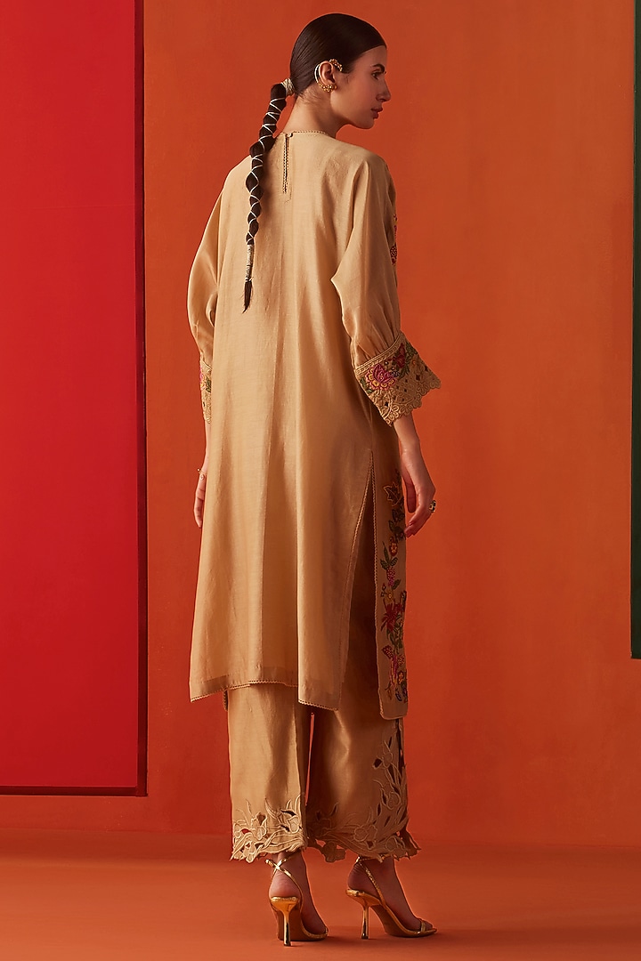 Beige Chanderi Embroidered Kurta Set by Chandrima at Pernia's Pop Up Shop