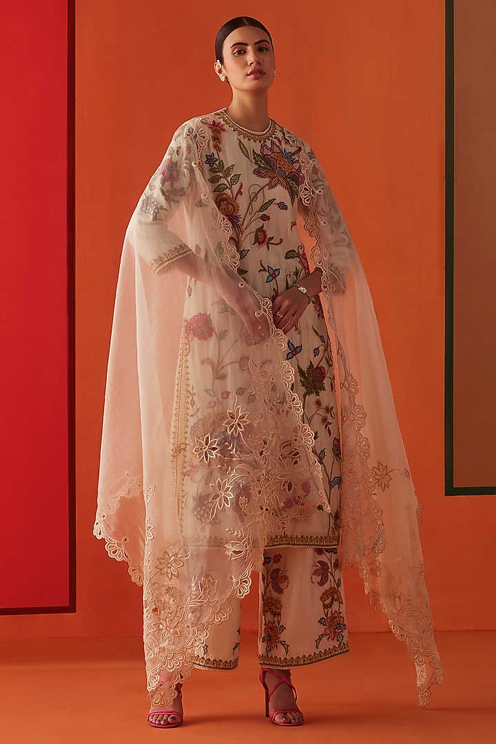 Ivory Silk Organza Embroidered Dupatta by Chandrima at Pernia's Pop Up Shop