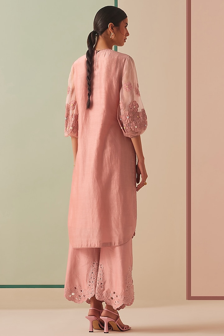 Old Rose Chanderi Embroidered Kurta Set by Chandrima at Pernia's Pop Up Shop
