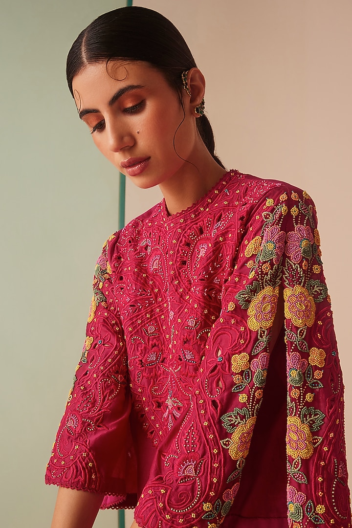 Fuchsia Chanderi Embroidered Kurta Set by Chandrima at Pernia's Pop Up Shop