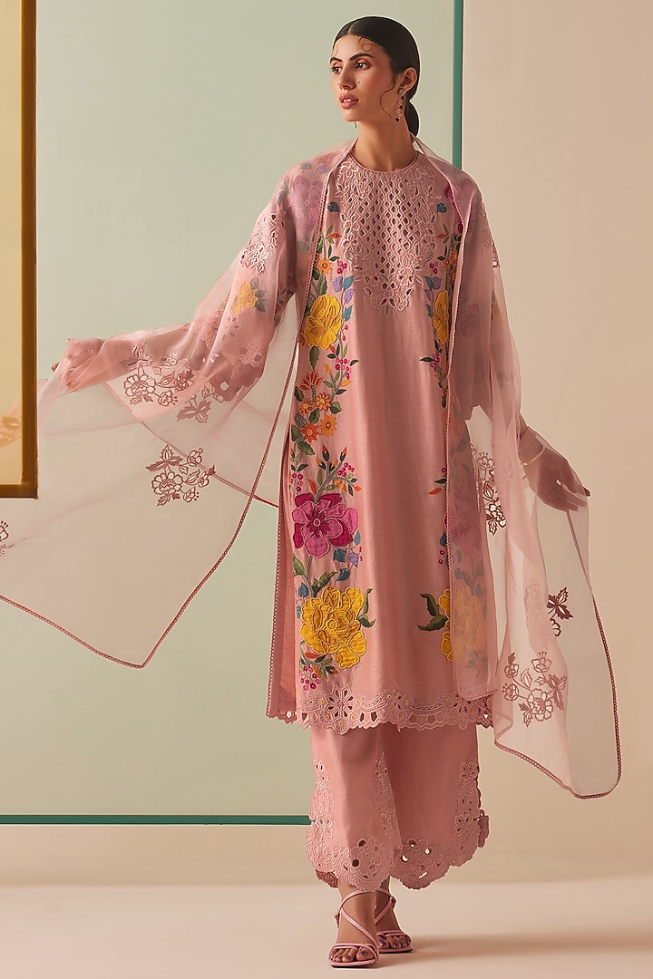Old Rose Silk Organza Embroidered Dupatta by Chandrima at Pernia's Pop Up Shop