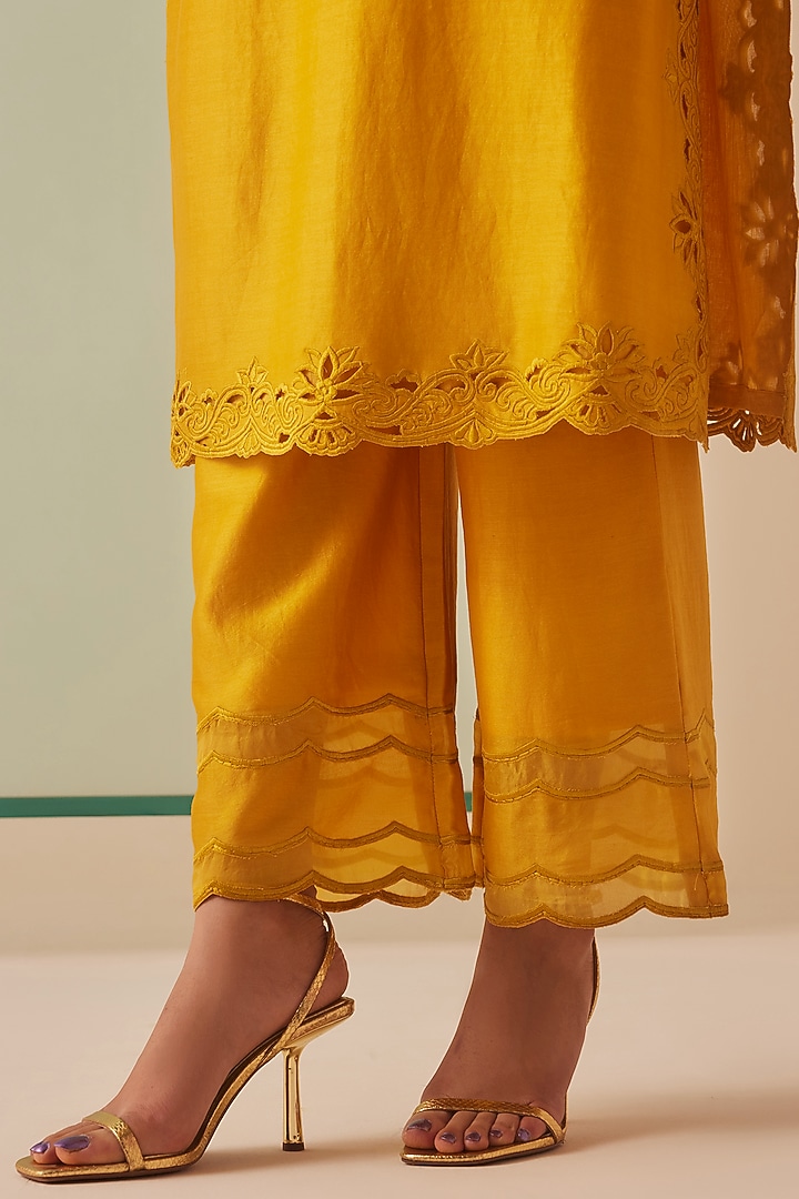 Mustard Chanderi Embroidered Kurta Set by Chandrima at Pernia's Pop Up Shop
