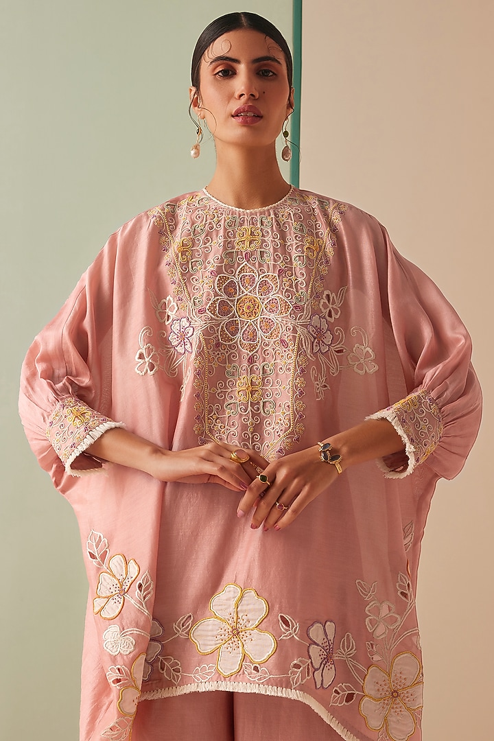 Old Rose Chanderi Embroidered Kurta Set by Chandrima at Pernia's Pop Up Shop
