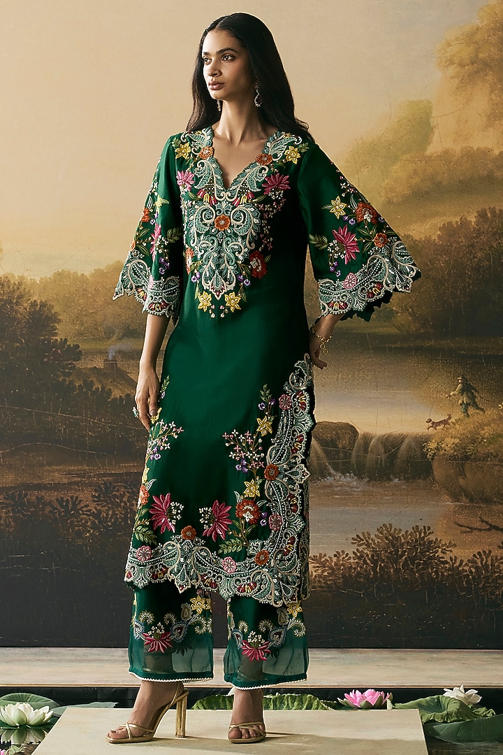 Emerald Green Chanderi Floral Work Kurta Set by Chandrima at Pernia's Pop Up Shop