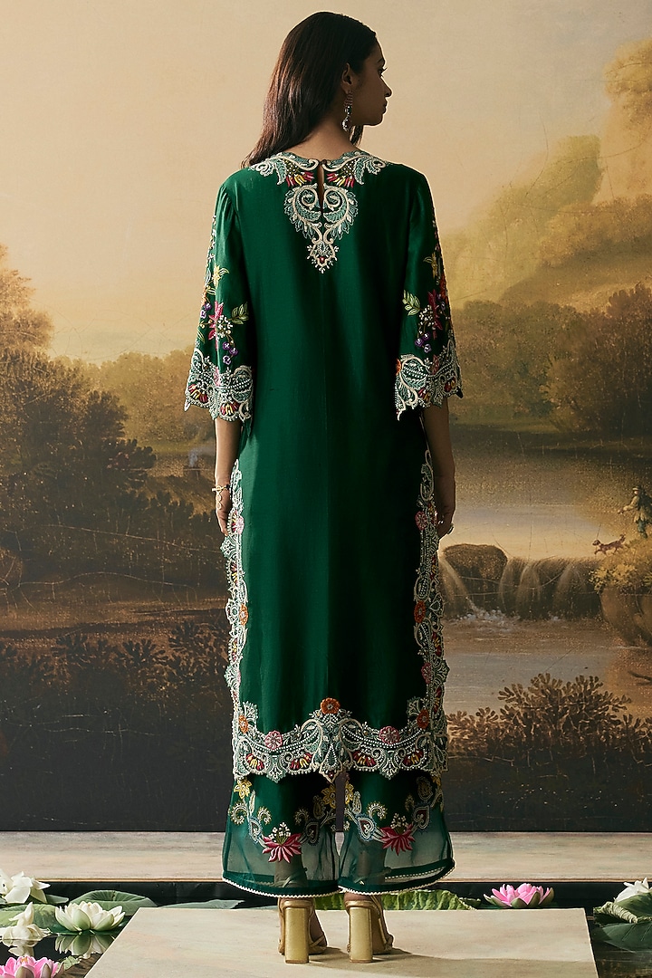 Emerald Green Chanderi Applique Work Straight Kurta Set by Chandrima at Pernia's Pop Up Shop