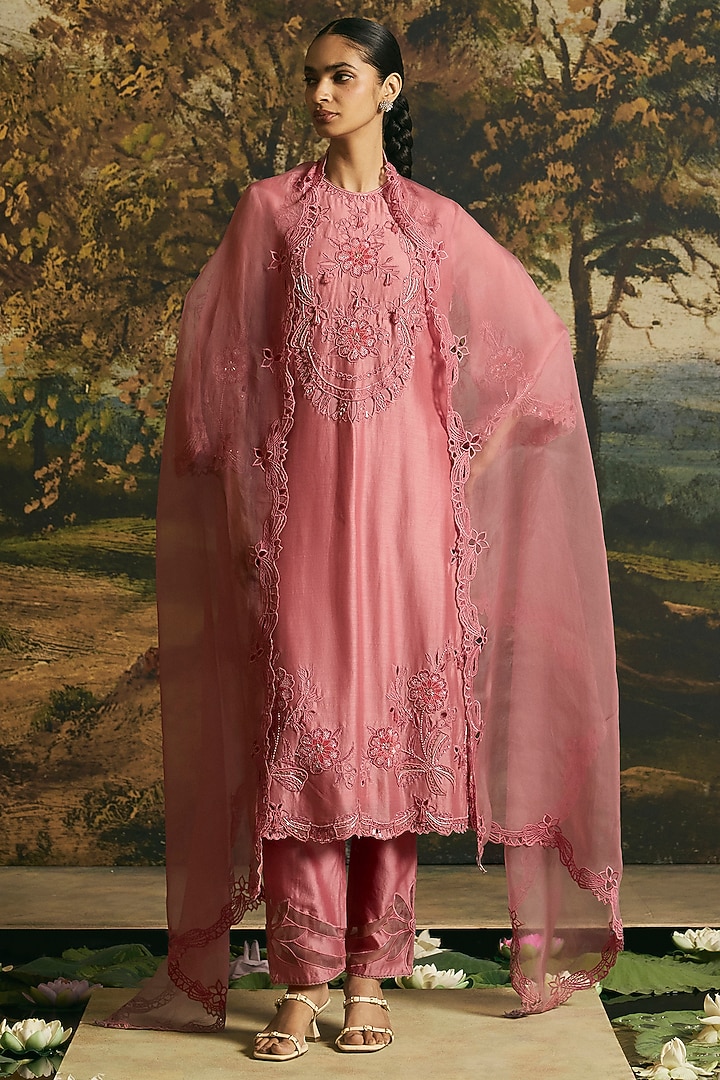 Pink Silk Organza Cutwork Dupatta by Chandrima at Pernia's Pop Up Shop
