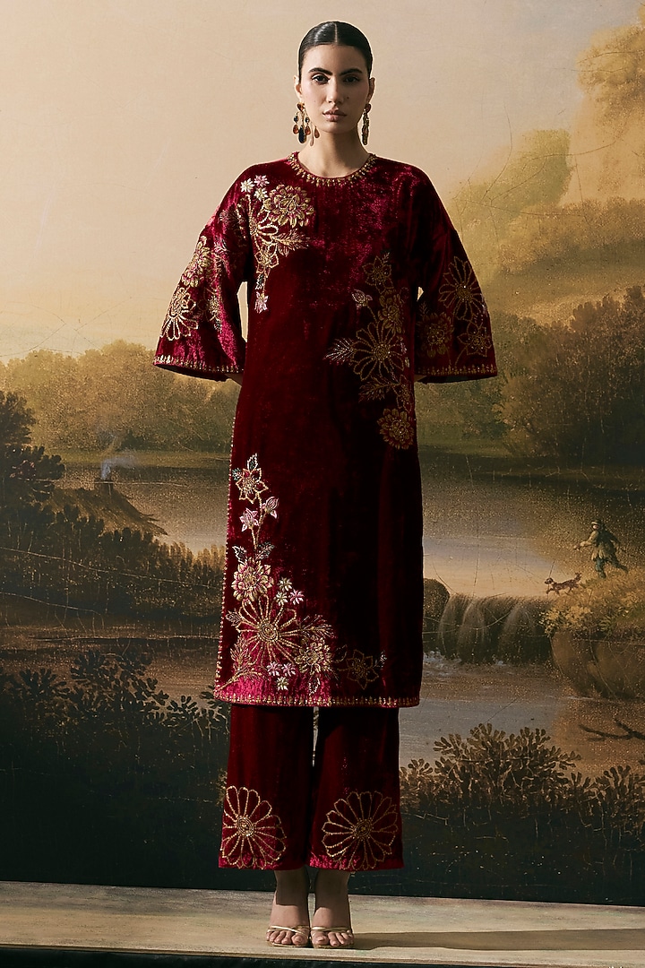 Cherry Red Velvet Floral Threadwork Embellished Kurta Set by Chandrima at Pernia's Pop Up Shop