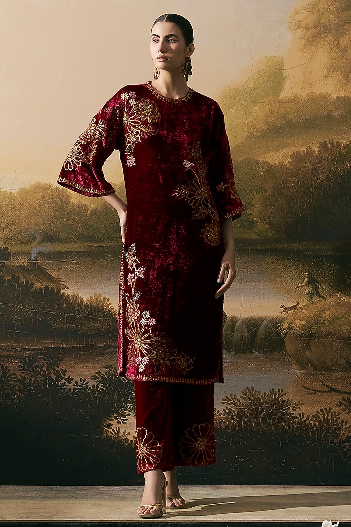 Cherry Red Velvet Floral Threadwork Embellished Kurta Set by Chandrima at Pernia's Pop Up Shop