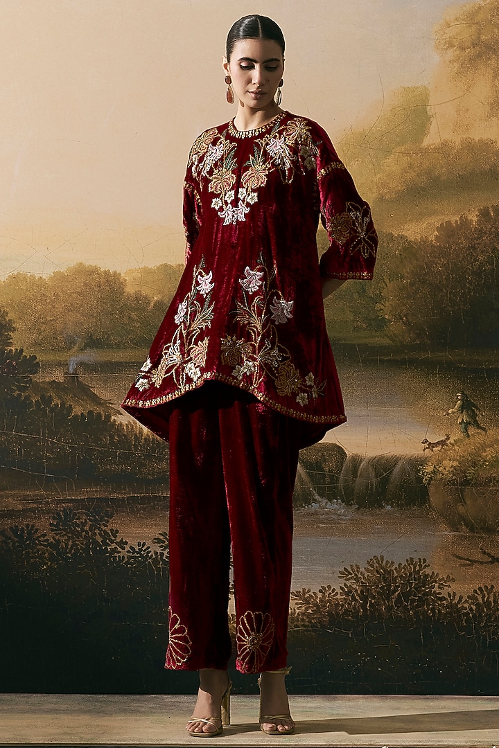 Cherry Red Velvet Floral Threadwork Embellished Short Kurta Set by Chandrima at Pernia's Pop Up Shop