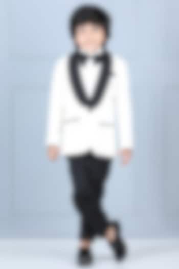 White Imported Crepe Tuxedo Set For Boys by The Little celebs