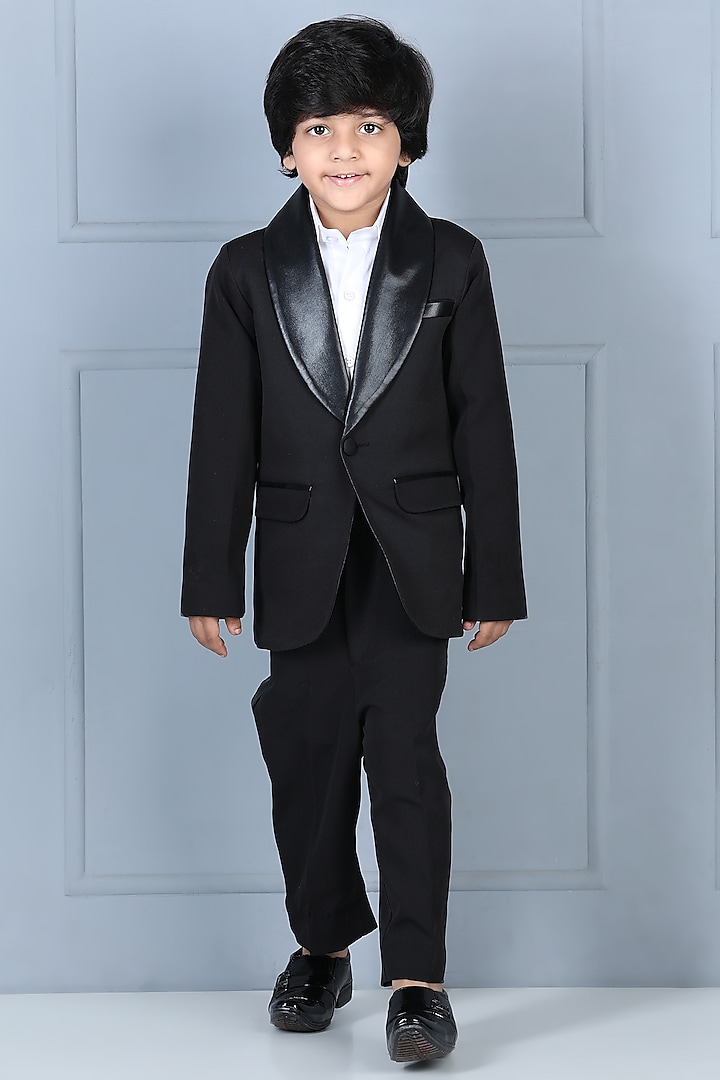 Black Imported Crepe Tuxedo Set For Boys by The Little celebs at Pernia's Pop Up Shop