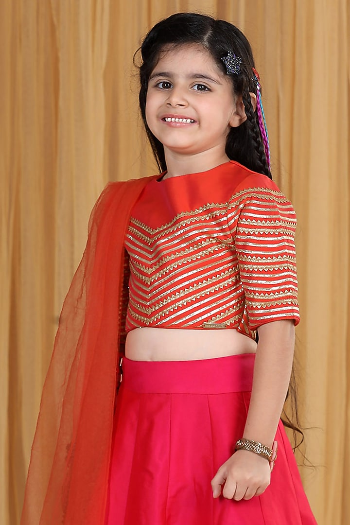 Red Net & Silk Lehenga Set For Girls by The Little celebs at Pernia's Pop Up Shop