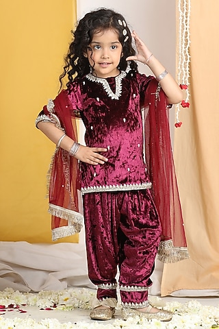 Maroon Velvet Pearl Work Kurta Set For Girls by The Little celebs