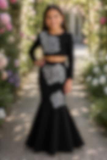 Black Japanese Crepe Crystal Embroidered Fish-Cut Skirt Set For Girls by The Little celebs at Pernia's Pop Up Shop