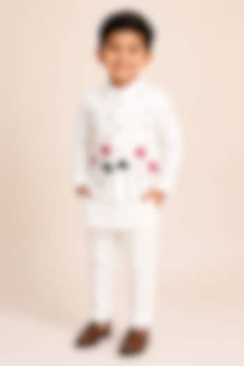 White Silk Blend Thread Embroidered Bundi Jacket Set For Boys by The Little celebs at Pernia's Pop Up Shop