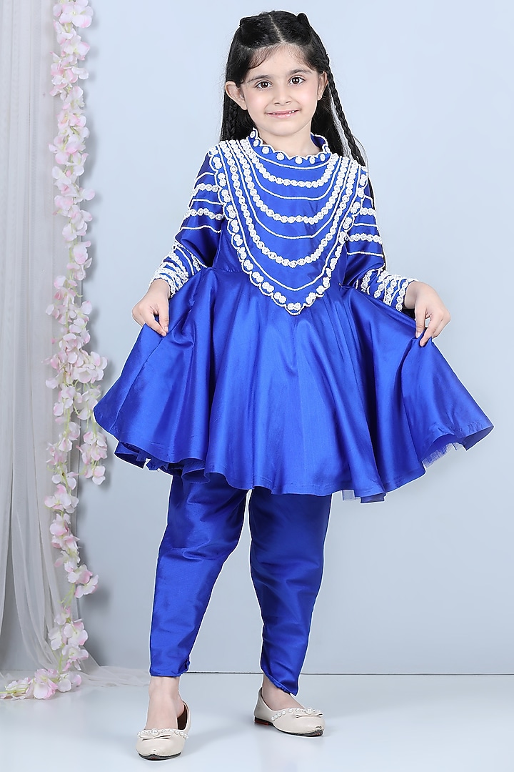 Electric Blue Embellished Kurta Set For Girls by The Little celebs at Pernia's Pop Up Shop
