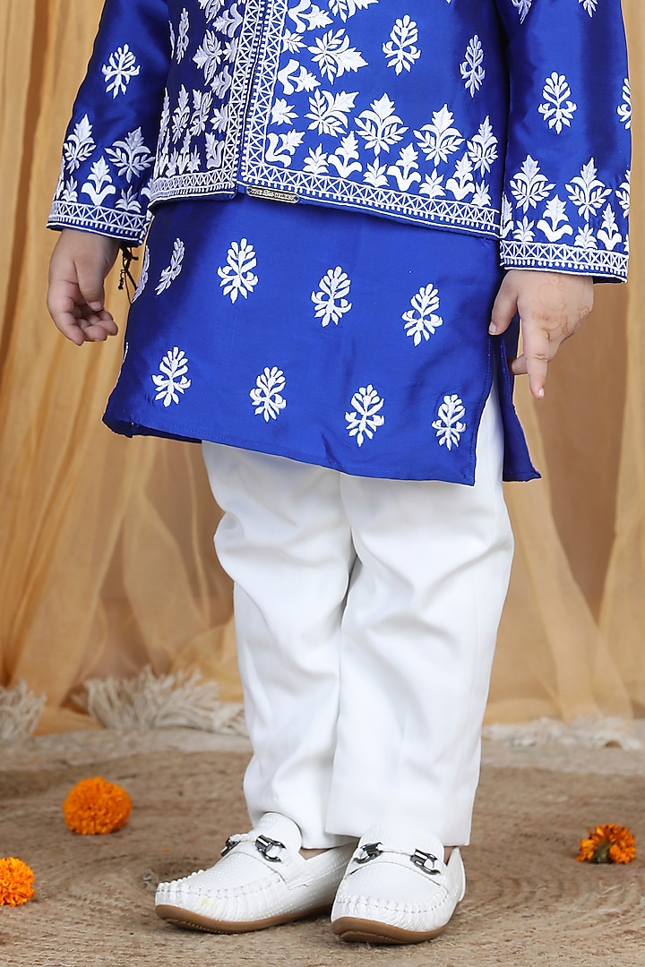 Electric Blue Embroidered Kurta Set With Bundi Jacket For Boys by The Little celebs at Pernia's Pop Up Shop