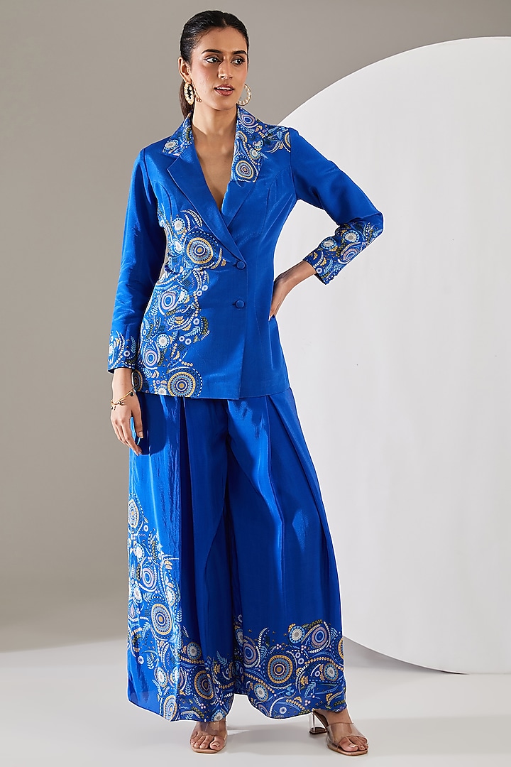 Blue Crepe Abstract Printed Blazer Set by Chhavvi Aggarwal