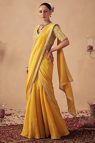 Yellow Tissue Lehenga Saree Set by Chhavvi Aggarwal