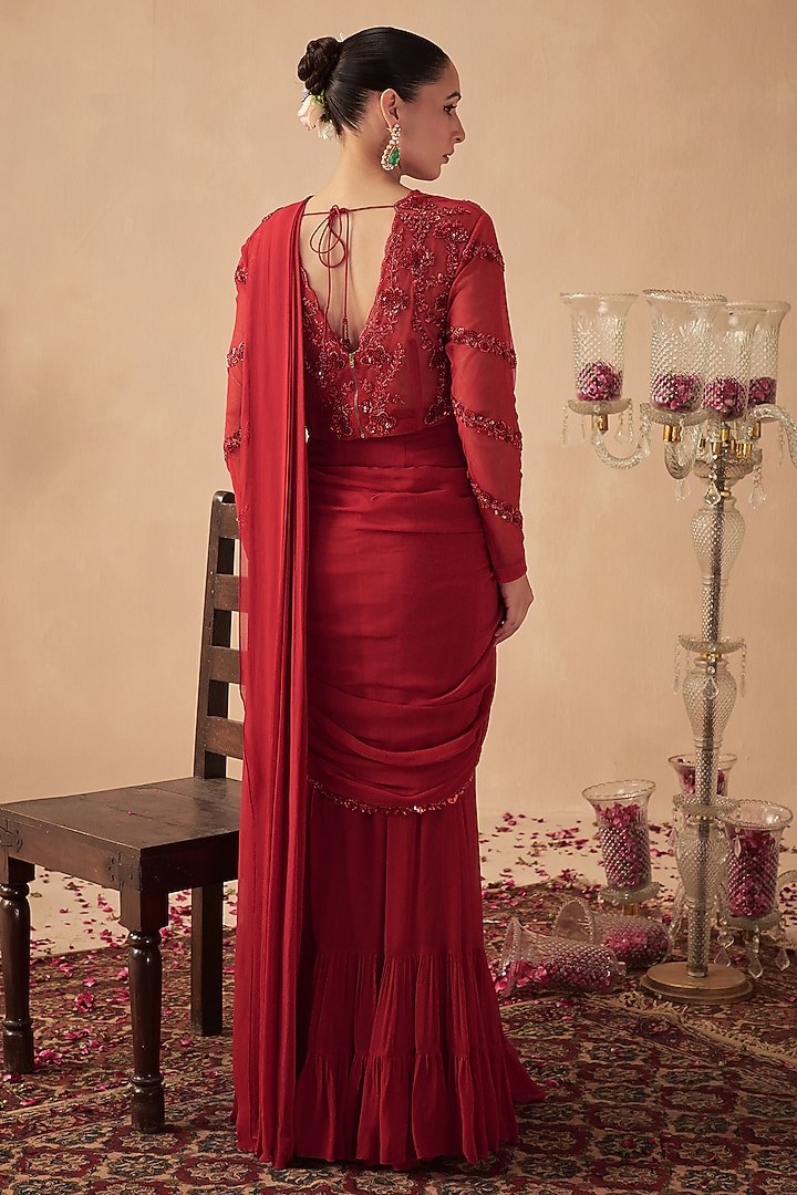 Red Georgette Hand Embroidered Pre-Draped Wedding Saree Set by Chhavvi Aggarwal at Pernia's Pop Up Shop