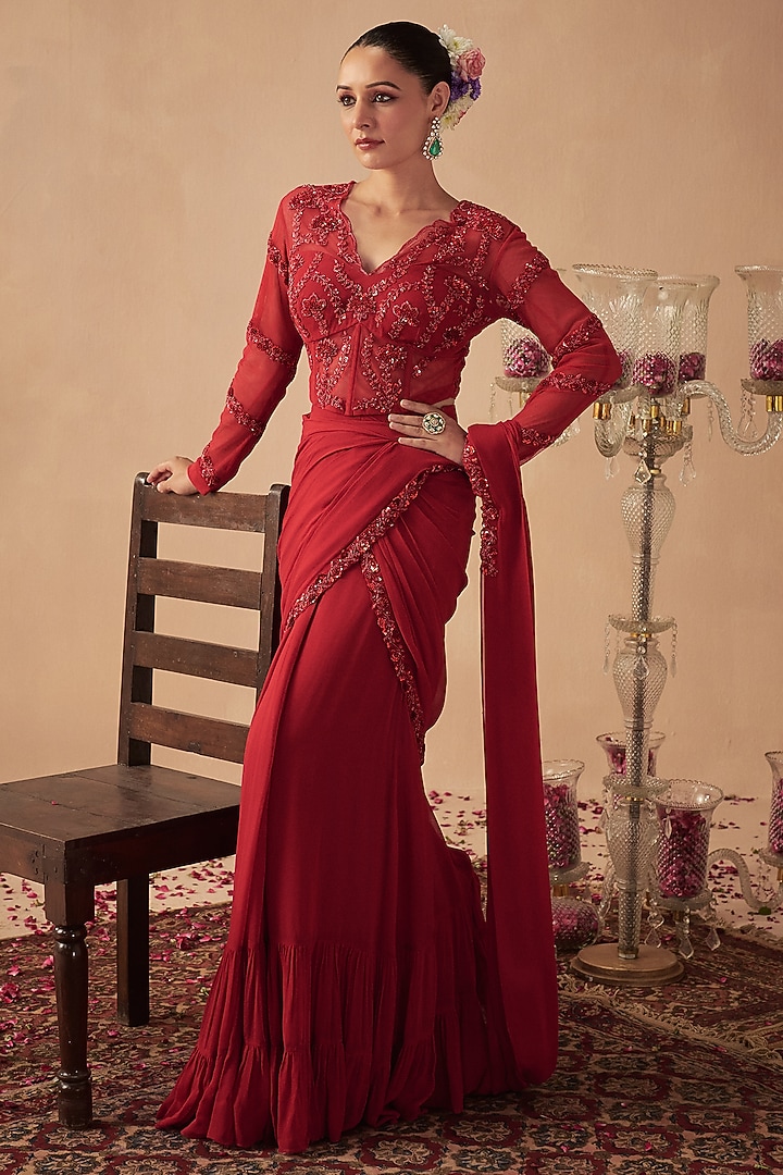 Red Georgette Hand Embroidered Pre-Draped Wedding Saree Set by Chhavvi Aggarwal at Pernia's Pop Up Shop