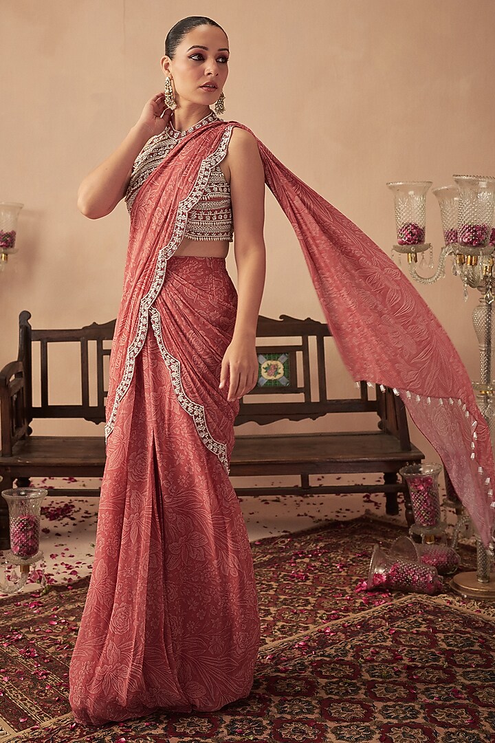 Coral Georgette Printed & Embroidered Wedding Saree Set by Chhavvi Aggarwal at Pernia's Pop Up Shop