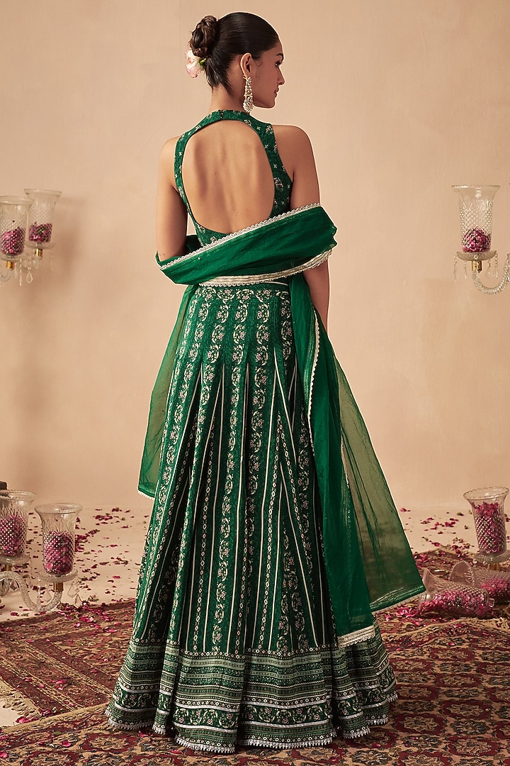 Green Georgette & Crepe Printed Wedding Lehenga Set by Chhavvi Aggarwal at Pernia's Pop Up Shop