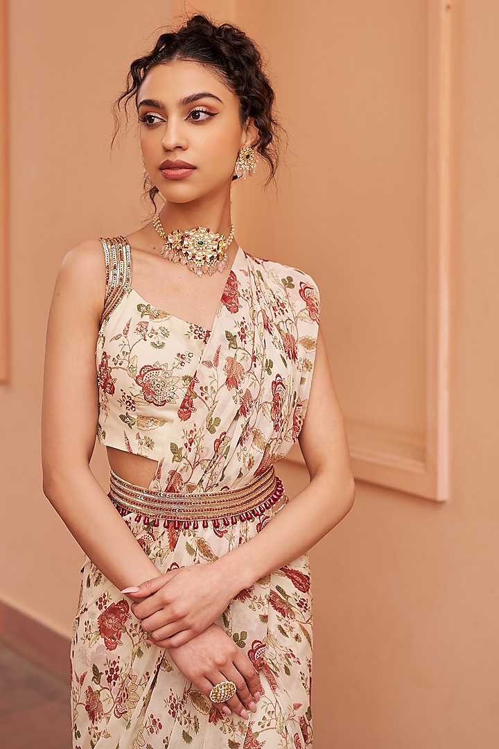 Ivory Georgette Printed Pre-Draped Wedding Saree Set by Chhavvi Aggarwal at Pernia's Pop Up Shop