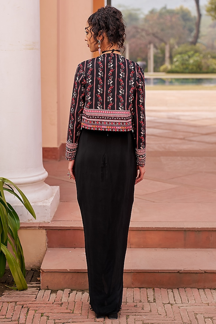Black Crepe Hand Embroidered Jacket Set by Chhavvi Aggarwal at Pernia's Pop Up Shop