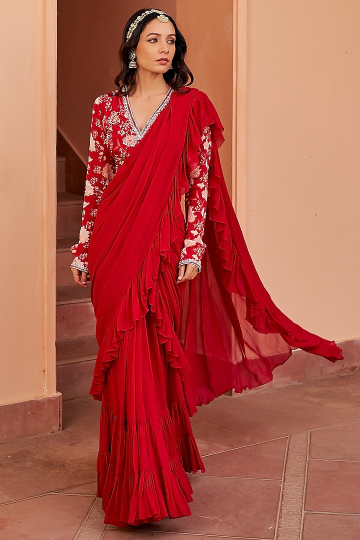Red Georgette Pre-Draped Saree Set by Chhavvi Aggarwal