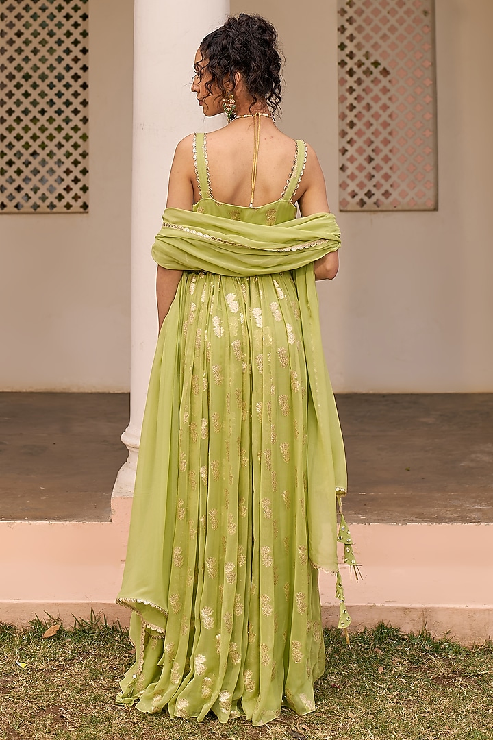 Green Banarasi Georgette Wedding Anarkali Set by Chhavvi Aggarwal at Pernia's Pop Up Shop