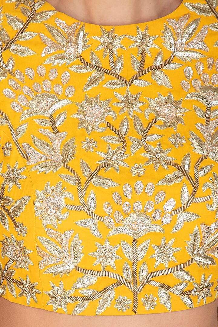 Yellow Embroidered Banarasi Wedding Lehenga Set by Chhavvi Aggarwal at Pernia's Pop Up Shop