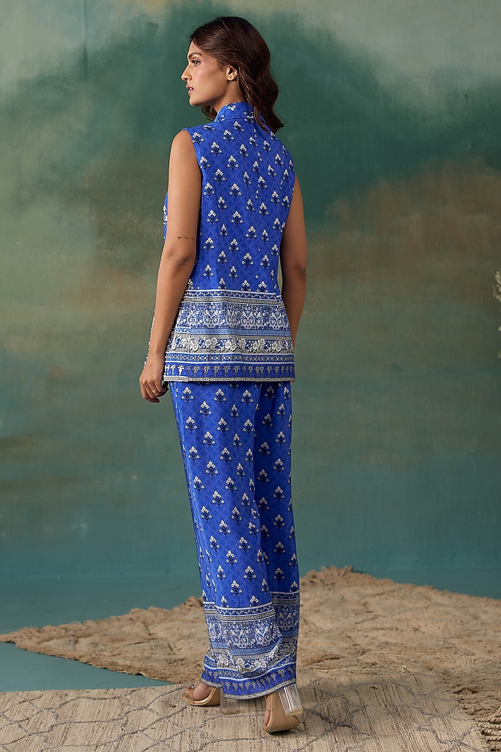 Royal Blue Crepe Printed & Embellished Jacket Set by Chhavvi Aggarwal at Pernia's Pop Up Shop