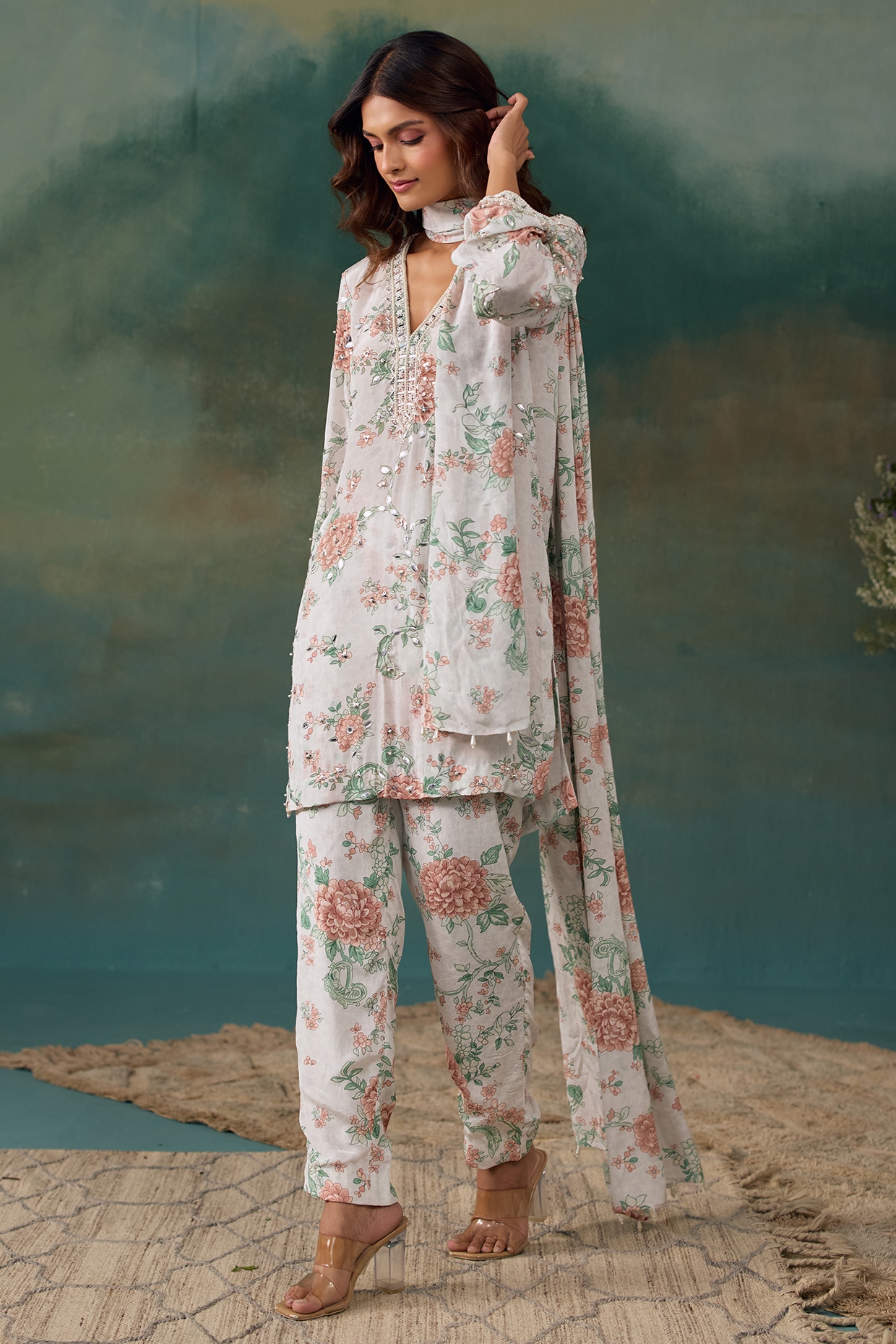 Chhavvi Aggarwal Pearl White Crepe Floral Printed Kurta Set