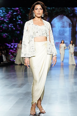 Ivory Crepe Embroidered Cape Set by Chhavvi Aggarwal