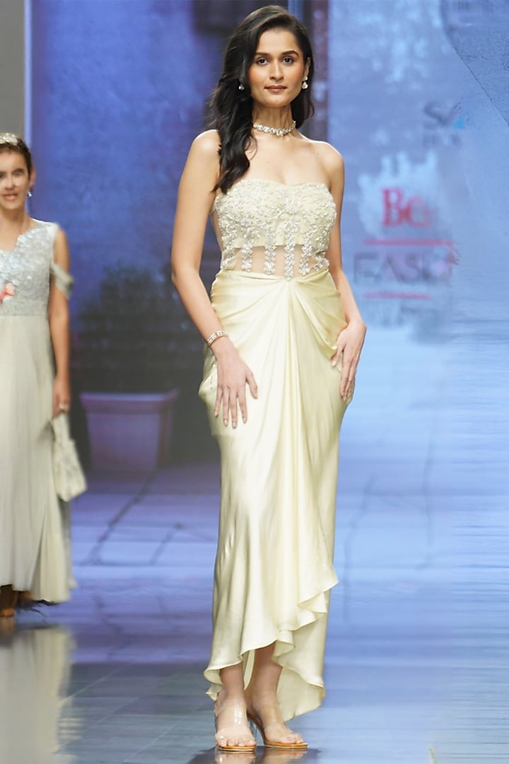 Ivory Bamberg Satin & Soft Net Hand Embroidered Engagement Gown by Chhavvi Aggarwal at Pernia's Pop Up Shop