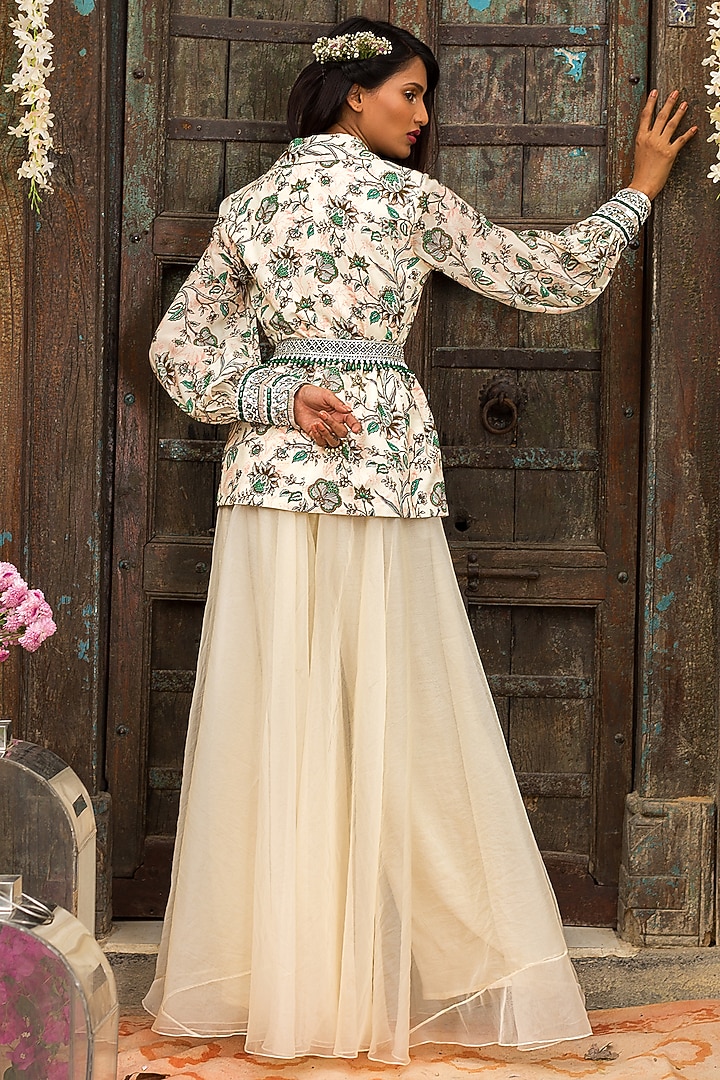 Off White Printed Jacket Set by Chhavvi Aggarwal at Pernia's Pop Up Shop
