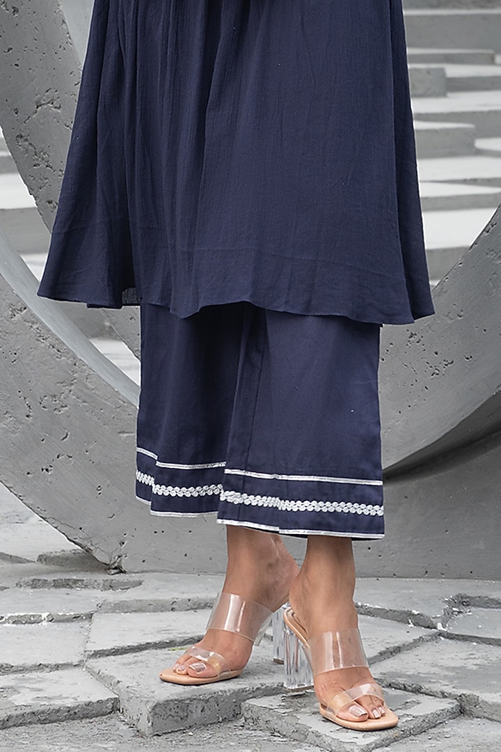 Navy Blue Cotton Printed Kurta Set by Chhavvi Aggarwal at Pernia's Pop Up Shop