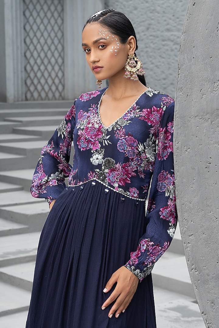 Navy Blue Cotton Printed Kurta Set by Chhavvi Aggarwal at Pernia's Pop Up Shop